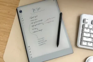 Go Paperless with a Digital Note-Taking Tablet